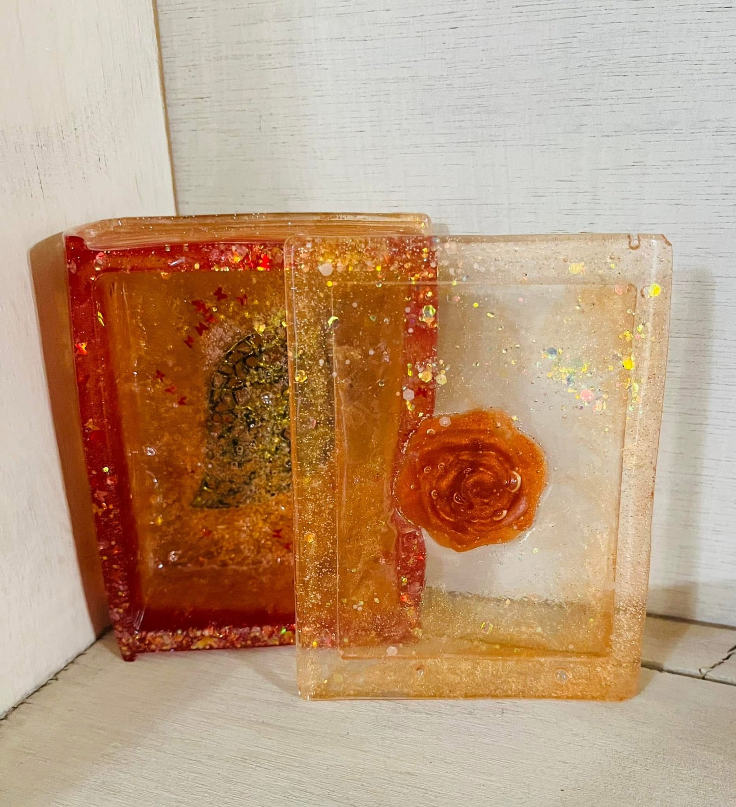 Autumn rose book box